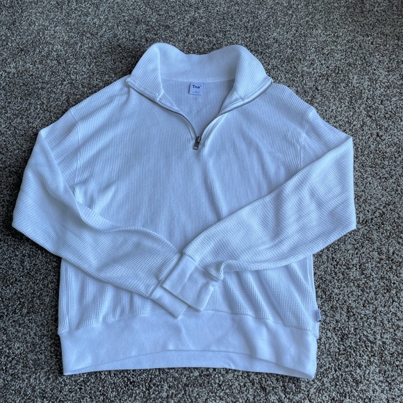Aritzia Thermal Quarter Zip - Picture 2 of 3